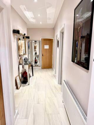 Spacious Twin In Cozy Guest house *